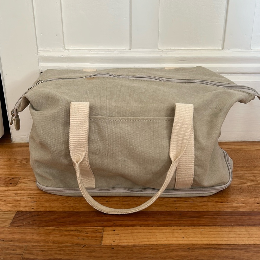 Lo and Sons canvas weekender